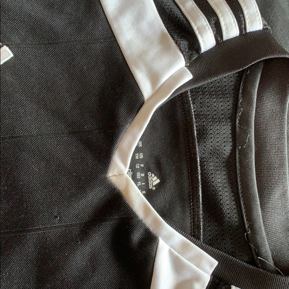 Boys adidas T-shirt - Picture 8 of 8